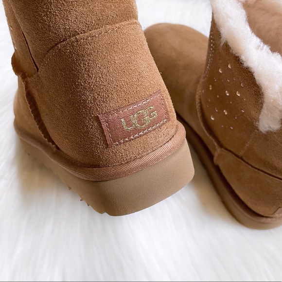 UGG Women’s Classic UGG Gem Mini Chestnut Suede Boots - Picture 6 of 10